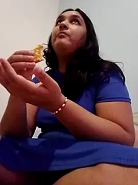 Indianbloom- online show from 11-24-25, 01:33