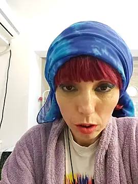 Snapshot of SoleilSustainable chatting on 04-04-26, 07:53 SoleilSustainable online show from 04-04-26, 07:53