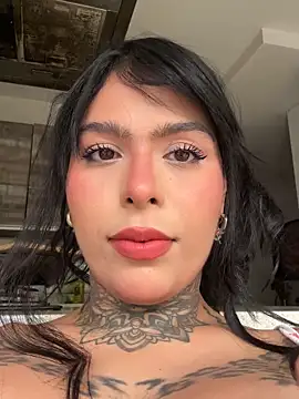 curvyliciousss online show from 11-19-25, 01:22