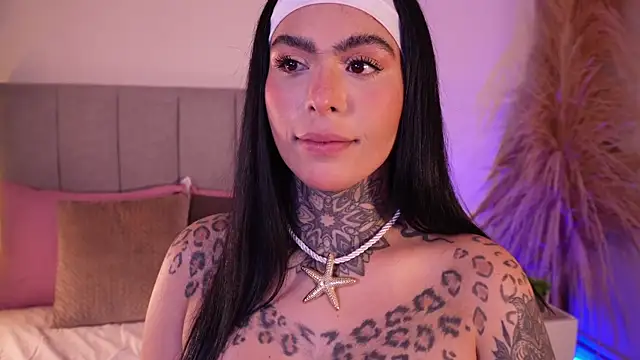 curvyliciousss online show from 12-21-25, 05:03