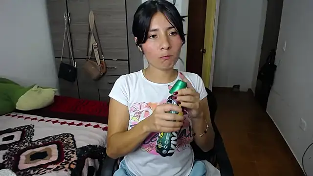 emily honter online show from 02-18-25, 03:21