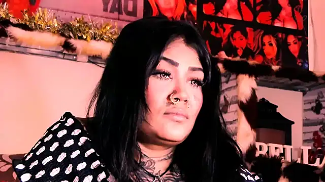 indian dreamgirl online show from 12-18-25, 08:01