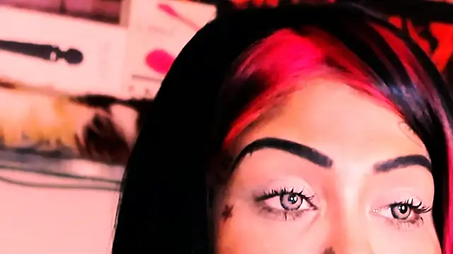 indian dreamgirl online show from 11-08-25, 10:24