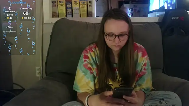 ZeTurtleMaster online show from 11-04-25, 02:59