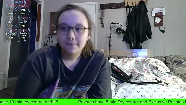 Snapshot of ZeTurtleMaster chatting on 09-25-25, 12:05 ZeTurtleMaster online show from 09-25-25, 12:05