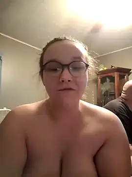 Snapshot of ZeTurtleMaster chatting on 12-27-24, 05:37 ZeTurtleMaster online show from 12-27-24, 05:37