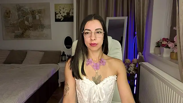 Snapshot of silver_eve chatting on 10-07-25, 12:39 silver eve online show from 10-07-25, 12:39