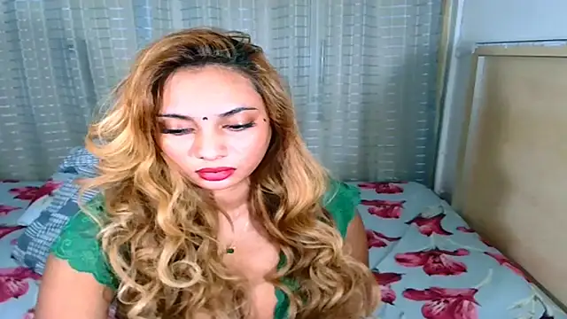 sexyindianchic online show from 09-26-25, 05:53