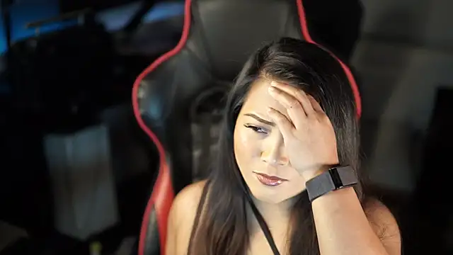 Bubbleliyah online show from 12-13-24, 05:16