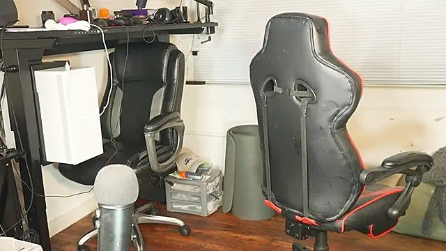 Bubbleliyah online show from 09-18-25, 04:04