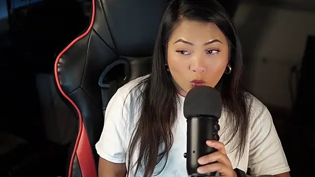 Bubbleliyah online show from 12-13-24, 08:20