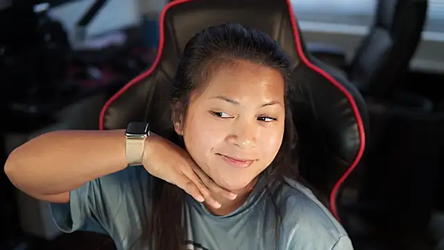 Bubbleliyah online show from 12-25-24, 04:32