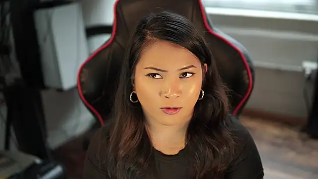 Bubbleliyah online show from 12-19-24, 06:45