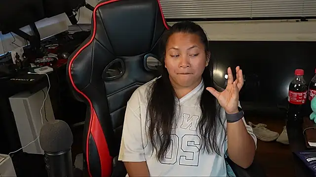 Bubbleliyah online show from 02-19-25, 03:06