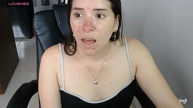 spicey latina online show from 06-12-26, 04:16