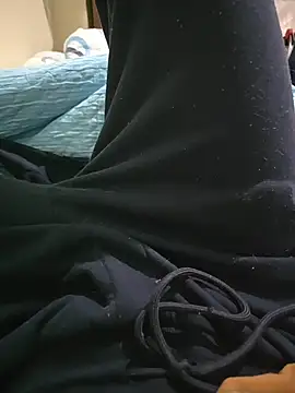 Snapshot of cenktas06 chatting on 02-28-26, 06:18 cenktas06 online show from 02-28-26, 06:18