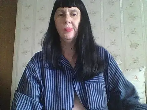 MelanyBanks online show from 06-14-26, 07:42