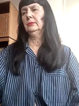 MelanyBanks online show from 11-25-25, 11:32