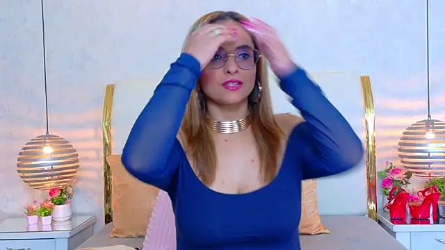 MarilynVega1 online show from 07-10-26, 09:15