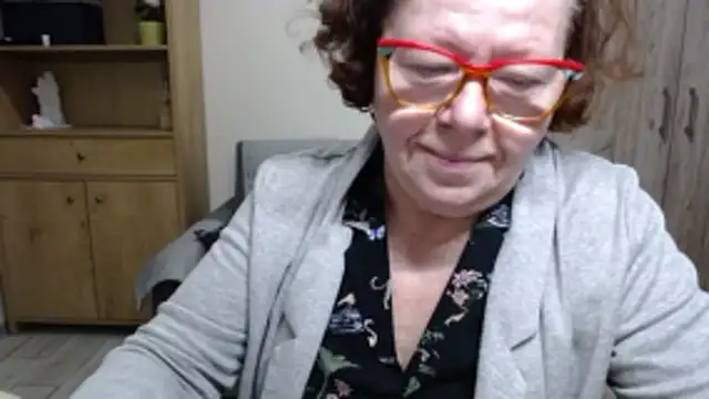 Adelewildx online show from 05-08-26, 07:28