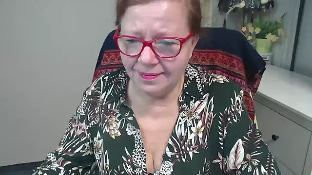 Snapshot of Adelewildx chatting on 10-23-25, 02:43 Adelewildx online show from 10-23-25, 02:43