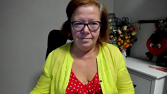 Snapshot of Adelewildx chatting on 07-15-26, 02:40 Adelewildx online show from 07-15-26, 02:40