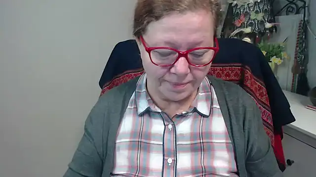 Adelewildx online show from 11-13-25, 04:38