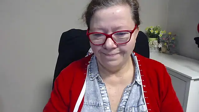 Snapshot of Adelewildx chatting on 02-20-25, 04:50 Adelewildx online show from 02-20-25, 04:50