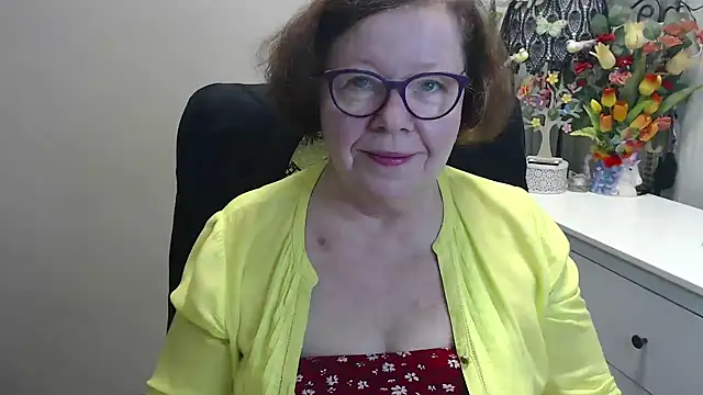 Adelewildx online show from 04-28-26, 10:30