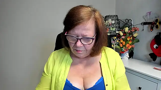 Adelewildx online show from 06-01-26, 02:45