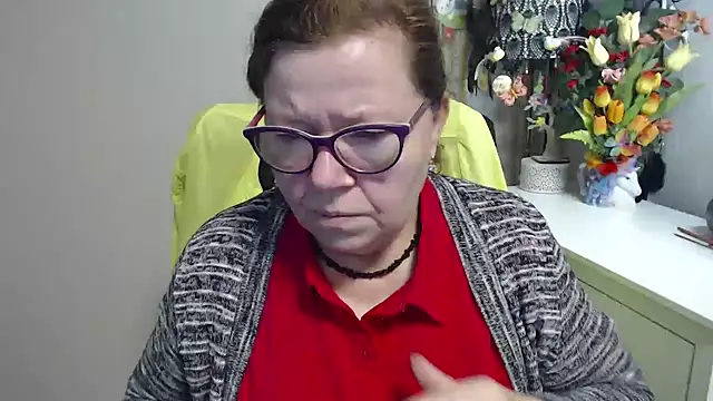 Snapshot of Adelewildx chatting on 02-25-26, 04:56 Adelewildx online show from 02-25-26, 04:56