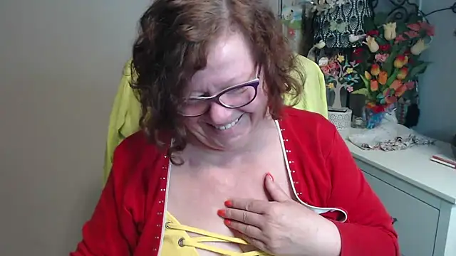 Adelewildx online show from 05-04-26, 02:59