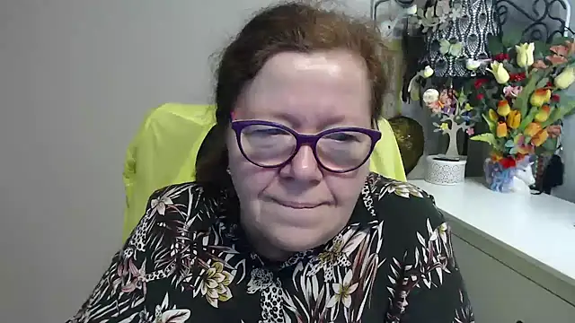 Snapshot of Adelewildx chatting on 02-26-26, 04:56 Adelewildx online show from 02-26-26, 04:56
