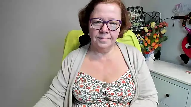 Adelewildx online show from 05-20-26, 03:36