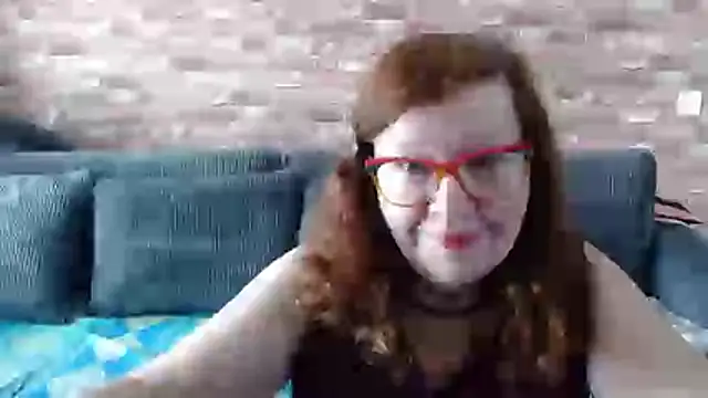 Snapshot of Adelewildx chatting on 02-28-26, 11:43 Adelewildx online show from 02-28-26, 11:43