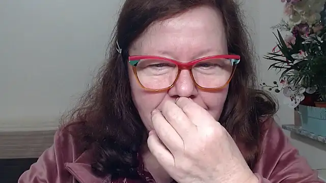 Snapshot of Adelewildx chatting on 02-07-26, 09:12 Adelewildx online show from 02-07-26, 09:12