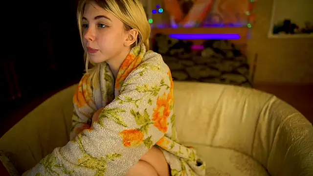 Allison Cuty online show from 02-13-25, 05:16