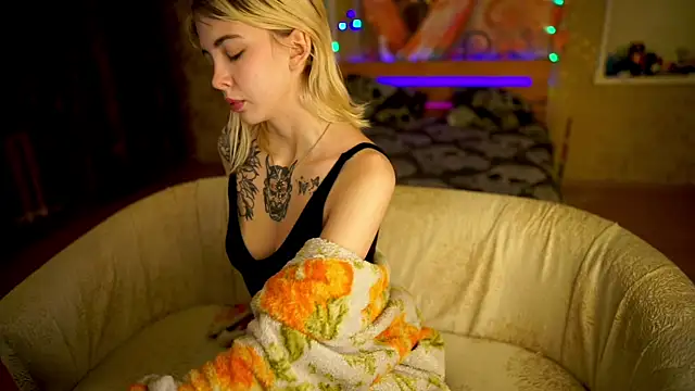 Allison Cuty online show from 02-12-25, 11:09