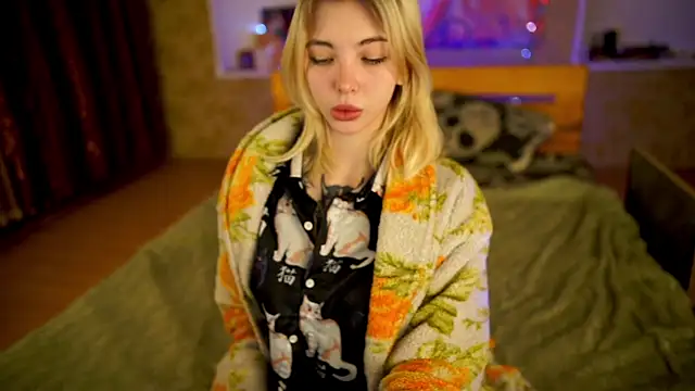 Allison Cuty online show from 02-27-25, 03:08