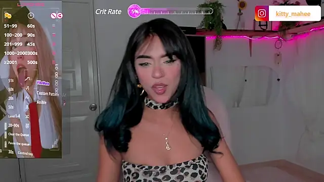 Snapshot of YourKatt chatting on 01-19-25, 01:43 YourKatt online show from 01-19-25, 01:43