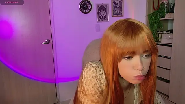 Snapshot of YourKatt chatting on 06-27-26, 01:00 YourKatt online show from 06-27-26, 01:00