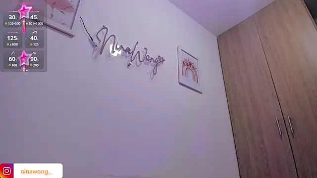 NinaWong online show from 02-06-26, 06:59