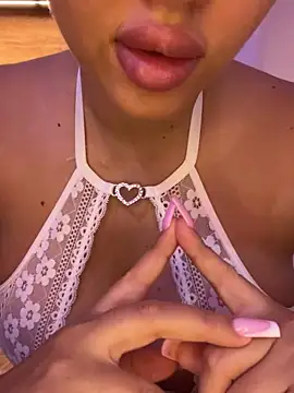 Liiaa online show from 12-16-25, 07:29