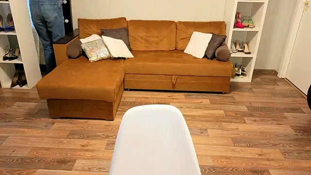 CaringSophie online show from 11-26-25, 12:16