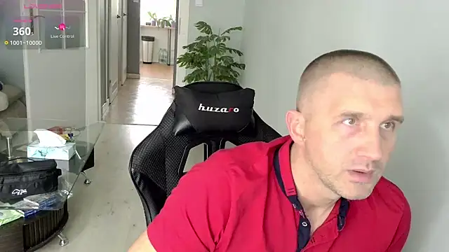 Snapshot of Maribor chatting on 10-15-25, 01:19 Maribor online show from 10-15-25, 01:19