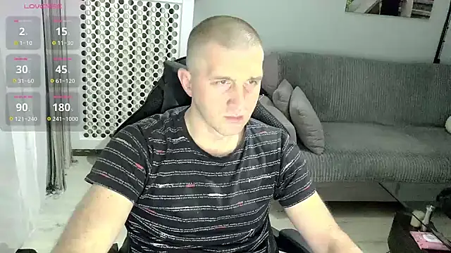 Maribor online show from 05-30-26, 01:56