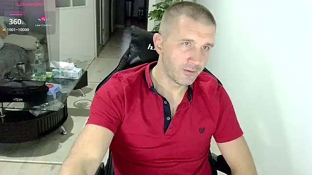 Snapshot of Maribor chatting on 10-22-25, 05:18 Maribor online show from 10-22-25, 05:18