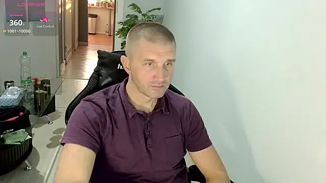 Snapshot of Maribor chatting on 10-03-25, 05:09 Maribor online show from 10-03-25, 05:09