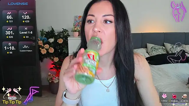 KerryCandy Girl online show from 11-26-25, 07:30