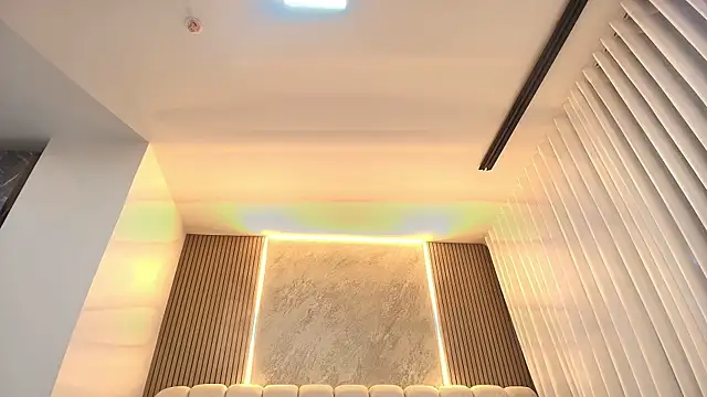 Snapshot of emyli_sw_ chatting on 02-27-26, 03:07 emyli sw online show from 02-27-26, 03:07